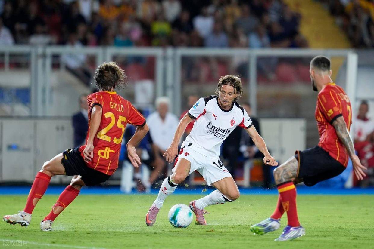 关于AC米兰迎意甲关键赛，转会期刷新队史纪录，管理层满意，团队化学反应显著的信息