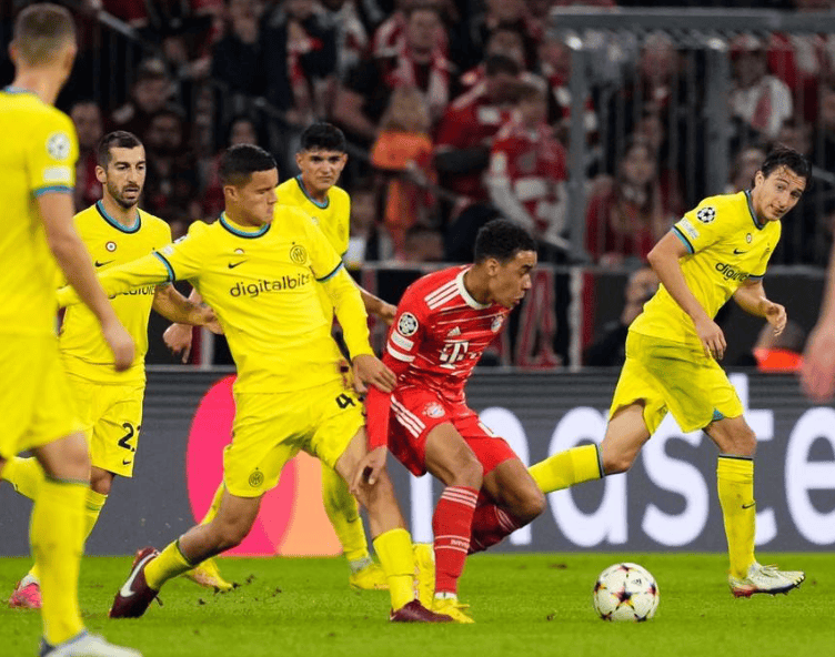 欧冠倒计时，埃因霍温今夜防线松动，细节引发关注，信心回归，赛程密集仍需轮换的简单介绍